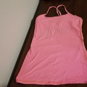 Lululemon y tank